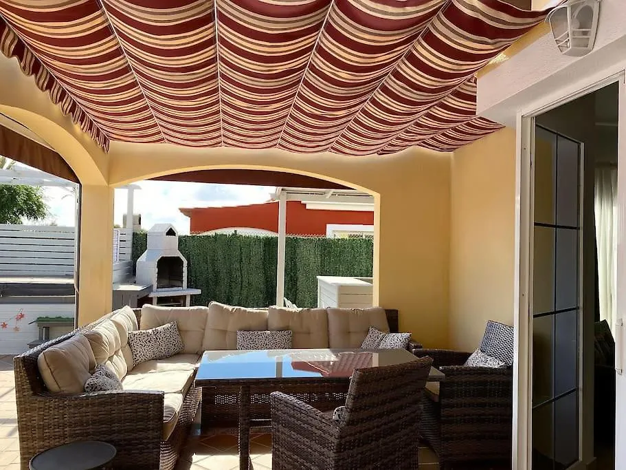 Comfortable Family House With Pool And Jacuzzi Costa De Antigua Španělsko