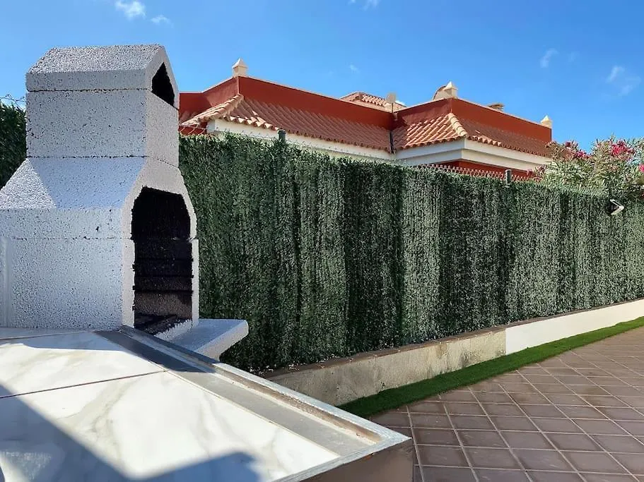 Comfortable Family House With Pool And Jacuzzi Costa De Antigua Villa