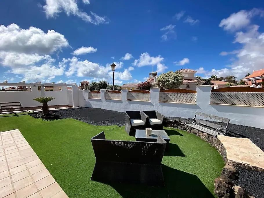 Comfortable Family House With Pool And Jacuzzi Costa De Antigua 0*,  Spain